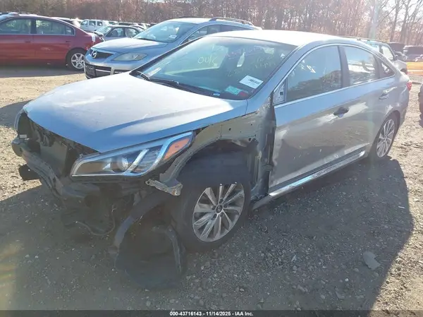 5NPE34AF7HH556196 2017 HYUNDAI SONATA - Image 2