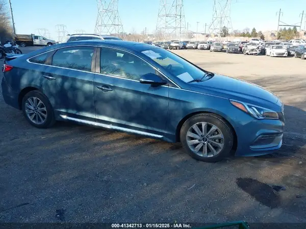 5NPE34AF7HH556361 2017 HYUNDAI SONATA - Image 1