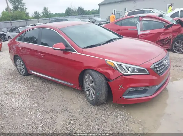5NPE34AF7HH566324 2017 HYUNDAI SONATA - Image 1
