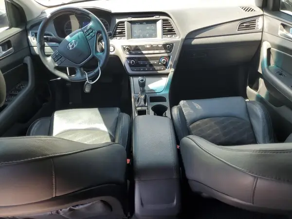 5NPE34AF7HH574133 2017 HYUNDAI SONATA - Image 8
