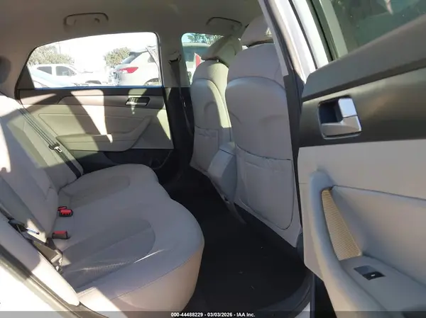5NPE34AF7HH576383 2017 HYUNDAI SONATA - Image 8