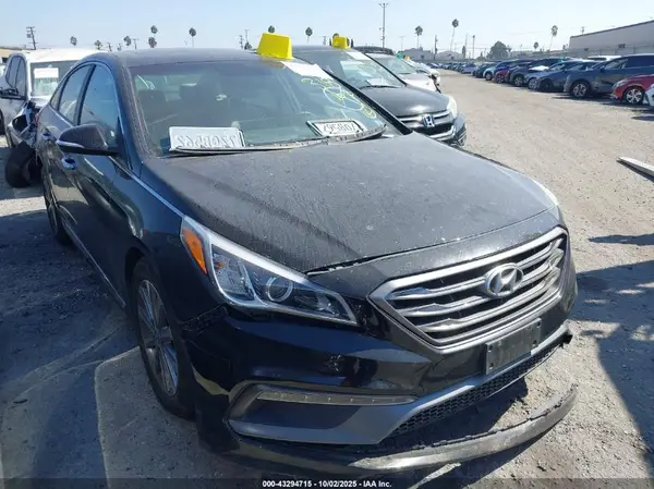 5NPE34AF7HH584046 2017 HYUNDAI SONATA - Image 1
