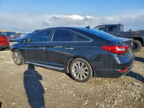 5NPE34AF7HH585200 2017 HYUNDAI SONATA - Image 2