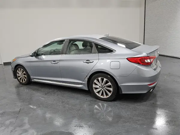 5NPE34AF7HH590770 2017 HYUNDAI SONATA - Image 2