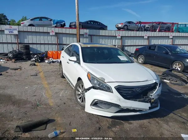 5NPE34AF7HH594978 2017 HYUNDAI SONATA - Image 1