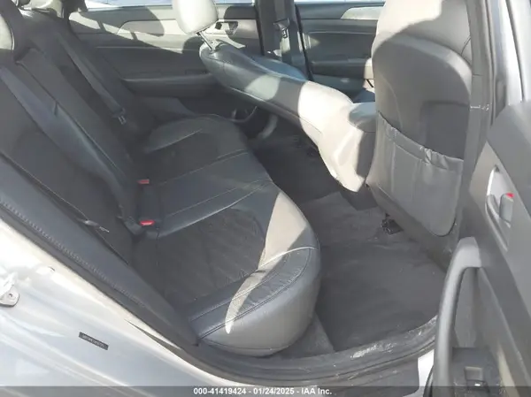 5NPE34AF7JH597515 2018 HYUNDAI SONATA - Image 8