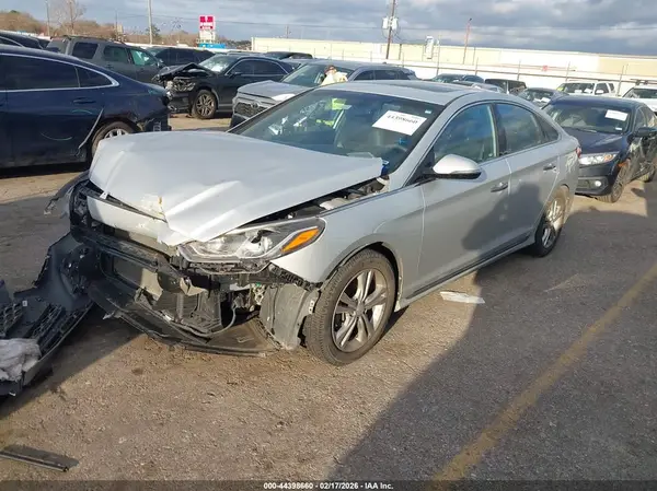 5NPE34AF7JH598759 2018 HYUNDAI SONATA - Image 2