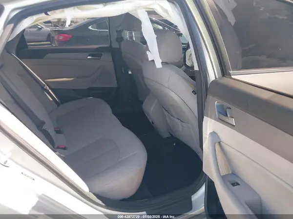 5NPE34AF7JH599121 2018 HYUNDAI SONATA - Image 8