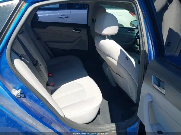 5NPE34AF7JH616032 2018 HYUNDAI SONATA - Image 8