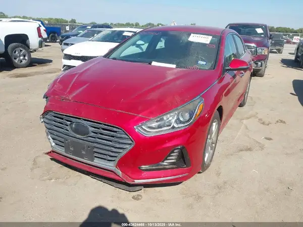 5NPE34AF7JH621182 2018 HYUNDAI SONATA - Image 2