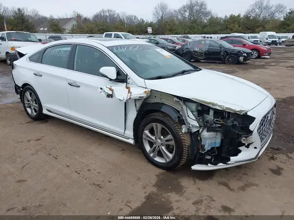5NPE34AF7JH621439 2018 HYUNDAI SONATA - Image 1