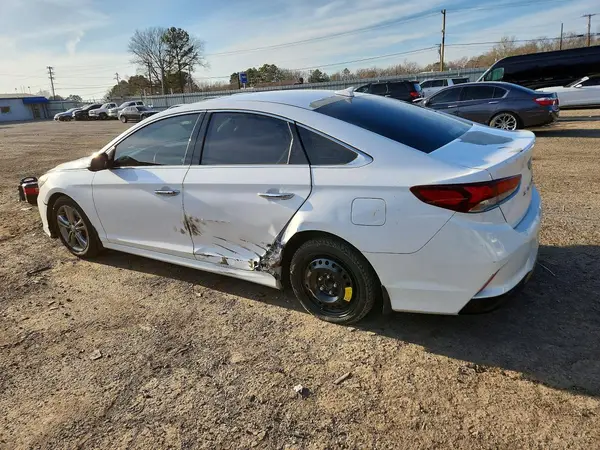 5NPE34AF7JH627001 2018 HYUNDAI SONATA - Image 2