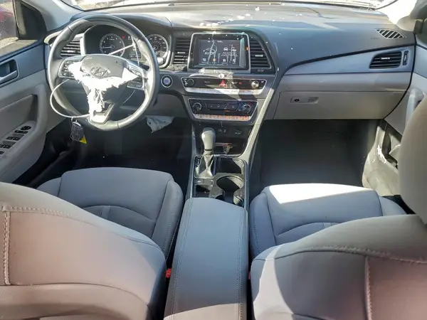 5NPE34AF7JH635518 2018 HYUNDAI SONATA - Image 8