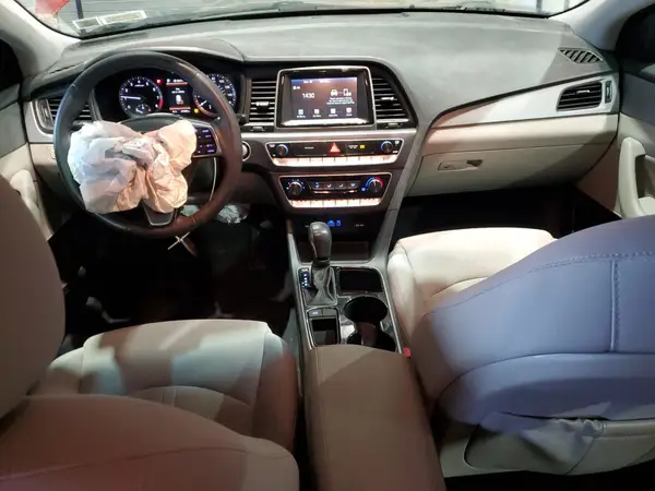 5NPE34AF7JH637690 2018 HYUNDAI SONATA - Image 8