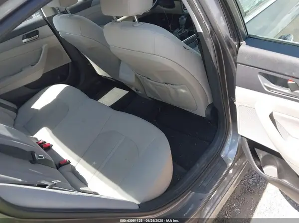5NPE34AF7JH640556 2018 HYUNDAI SONATA - Image 8