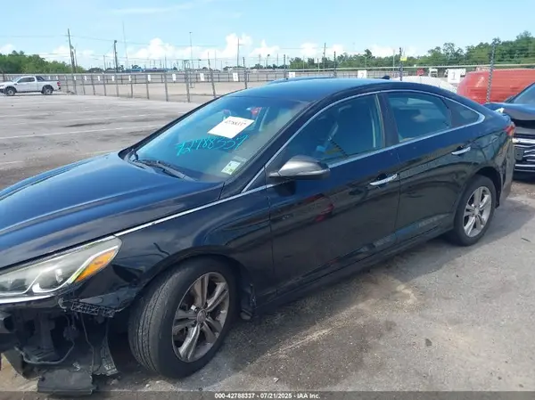 5NPE34AF7JH640914 2018 HYUNDAI SONATA - Image 2