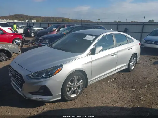 5NPE34AF7JH641044 2018 HYUNDAI SONATA - Image 2