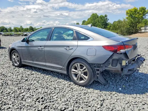 5NPE34AF7JH647314 2018 HYUNDAI SONATA - Image 2