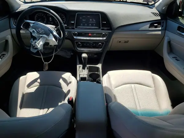 5NPE34AF7JH647765 2018 HYUNDAI SONATA - Image 8
