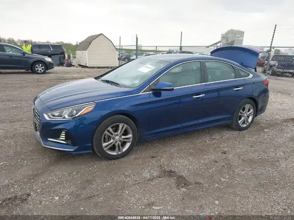 5NPE34AF7JH647930 2018 HYUNDAI SONATA - Image 2