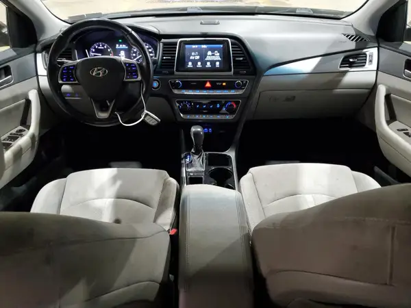 5NPE34AF7JH653663 2018 HYUNDAI SONATA - Image 8