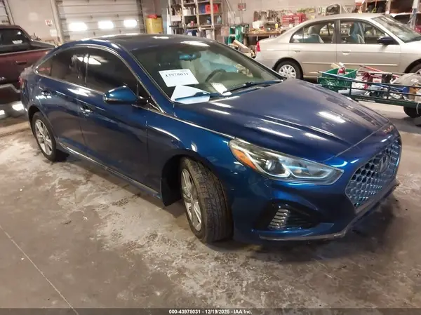 5NPE34AF7JH661696 2018 HYUNDAI SONATA - Image 1