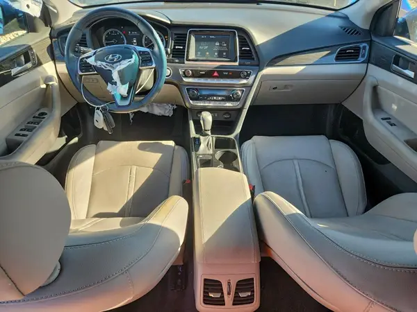 5NPE34AF7JH663075 2018 HYUNDAI SONATA - Image 8