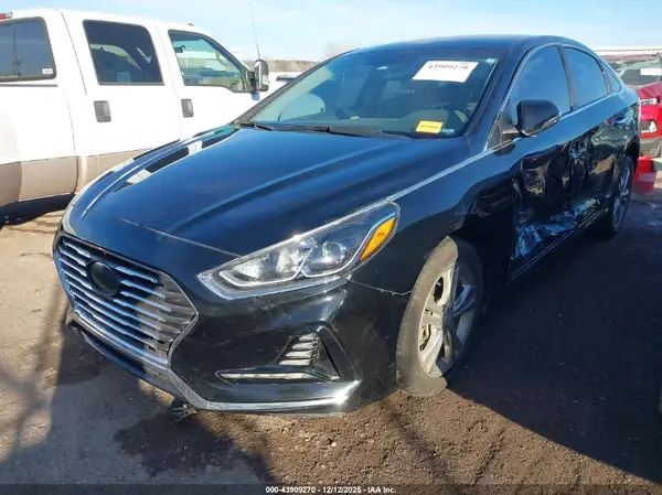 5NPE34AF7JH667417 2018 HYUNDAI SONATA - Image 2