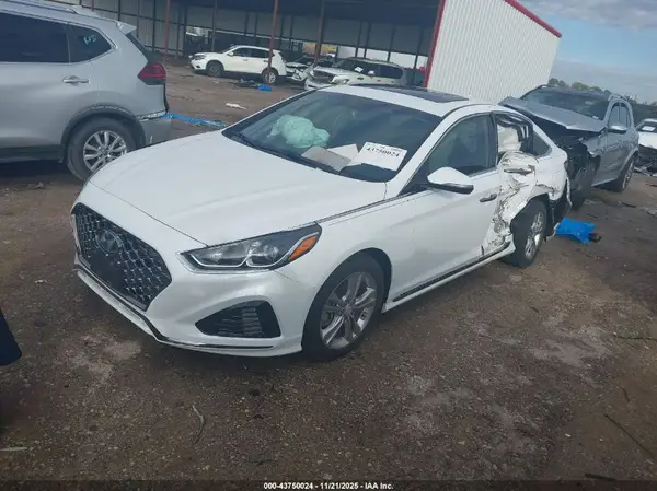 5NPE34AF7JH672150 2018 HYUNDAI SONATA - Image 2