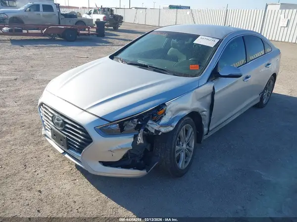 5NPE34AF7JH675341 2018 HYUNDAI SONATA - Image 2