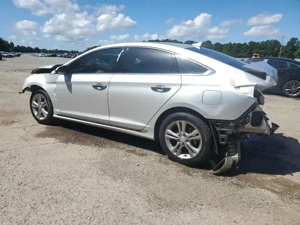 5NPE34AF7JH675565 2018 HYUNDAI SONATA - Image 2