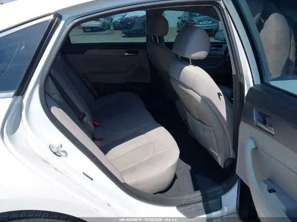5NPE34AF7JH683505 2018 HYUNDAI SONATA - Image 8