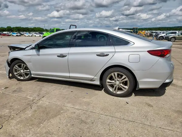 5NPE34AF7JH687988 2018 HYUNDAI SONATA - Image 2