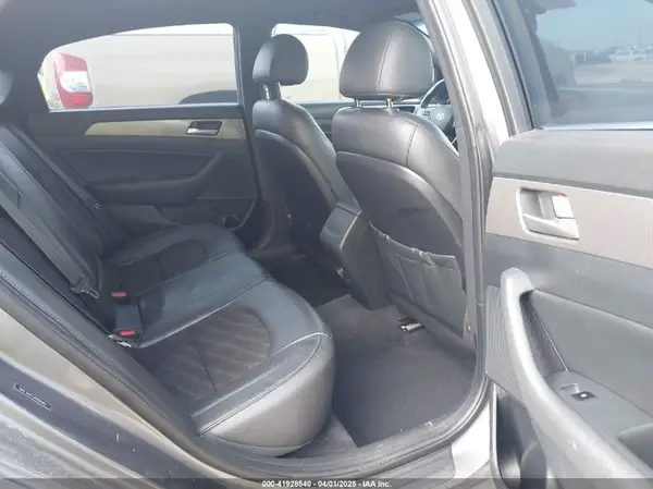 5NPE34AF7JH696982 2018 HYUNDAI SONATA - Image 8