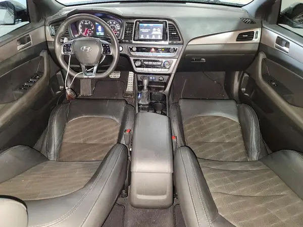 5NPE34AF7JH697548 2018 HYUNDAI SONATA - Image 8