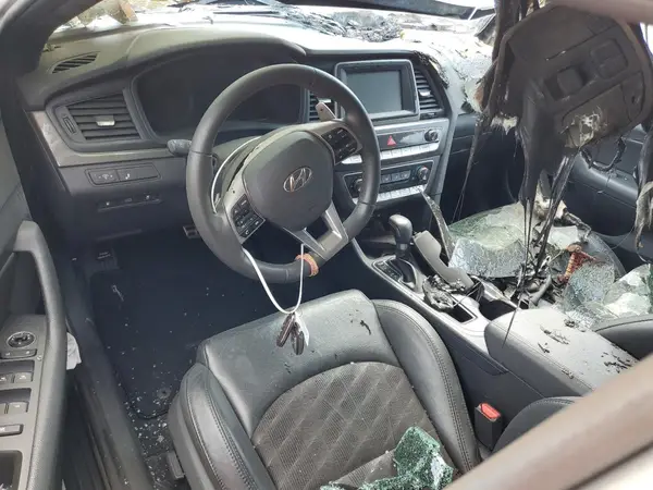 5NPE34AF7JH712811 2018 HYUNDAI SONATA - Image 8