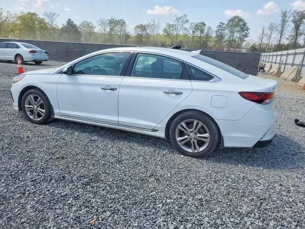 5NPE34AF7JH715563 2018 HYUNDAI SONATA - Image 2