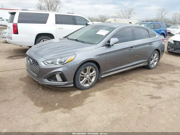 5NPE34AF7JH720939 2018 HYUNDAI SONATA - Image 2