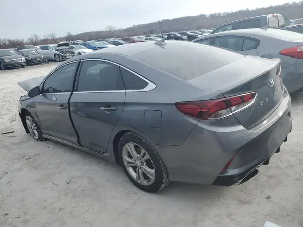 5NPE34AF7JH720942 2018 HYUNDAI SONATA - Image 2