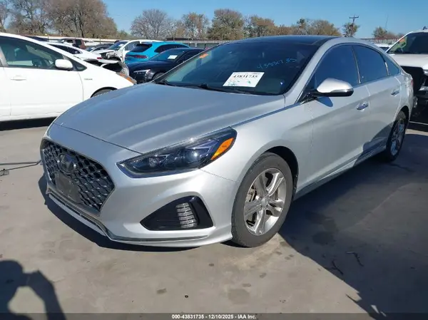 5NPE34AF7JH723260 2018 HYUNDAI SONATA - Image 2