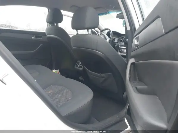 5NPE34AF7KH735121 2019 HYUNDAI SONATA - Image 8