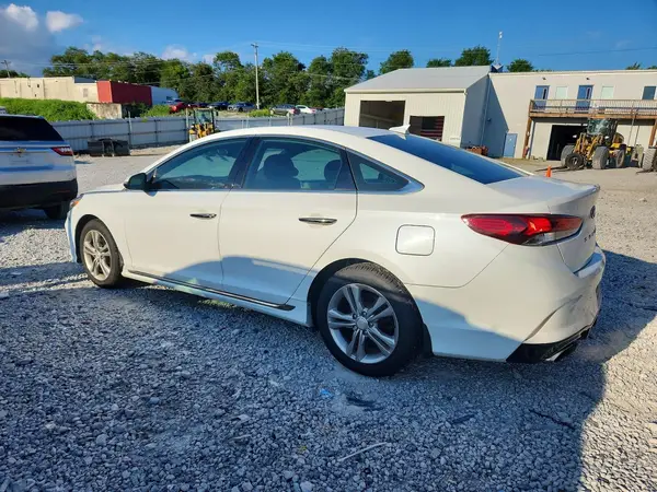 5NPE34AF7KH752310 2019 HYUNDAI SONATA - Image 2
