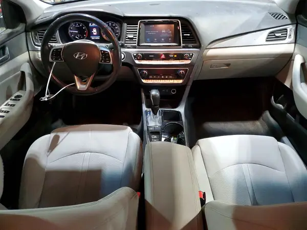 5NPE34AF7KH762335 2019 HYUNDAI SONATA - Image 8