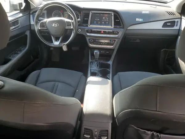5NPE34AF7KH786084 2019 HYUNDAI SONATA - Image 8