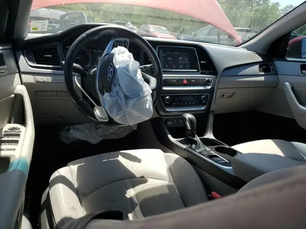 5NPE34AF7KH803742 2019 HYUNDAI SONATA - Image 8