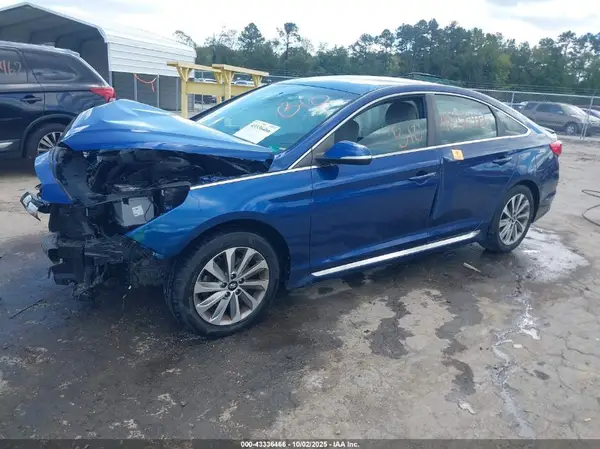5NPE34AF8GH260361 2016 HYUNDAI SONATA - Image 2