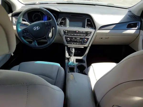 5NPE34AF8GH261302 2016 HYUNDAI SONATA - Image 8