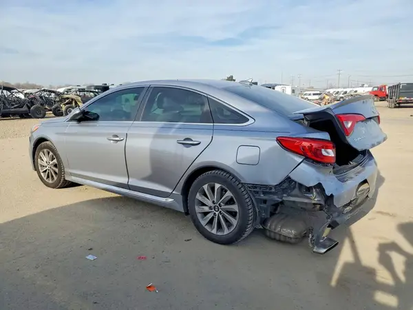 5NPE34AF8GH264328 2016 HYUNDAI SONATA - Image 2