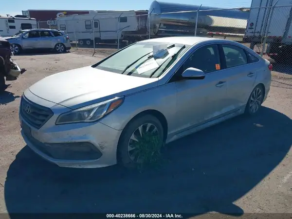 5NPE34AF8GH281386 2016 HYUNDAI SONATA - Image 2