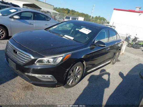 5NPE34AF8GH282800 2016 HYUNDAI SONATA - Image 2